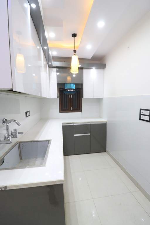  the residence Kitchen