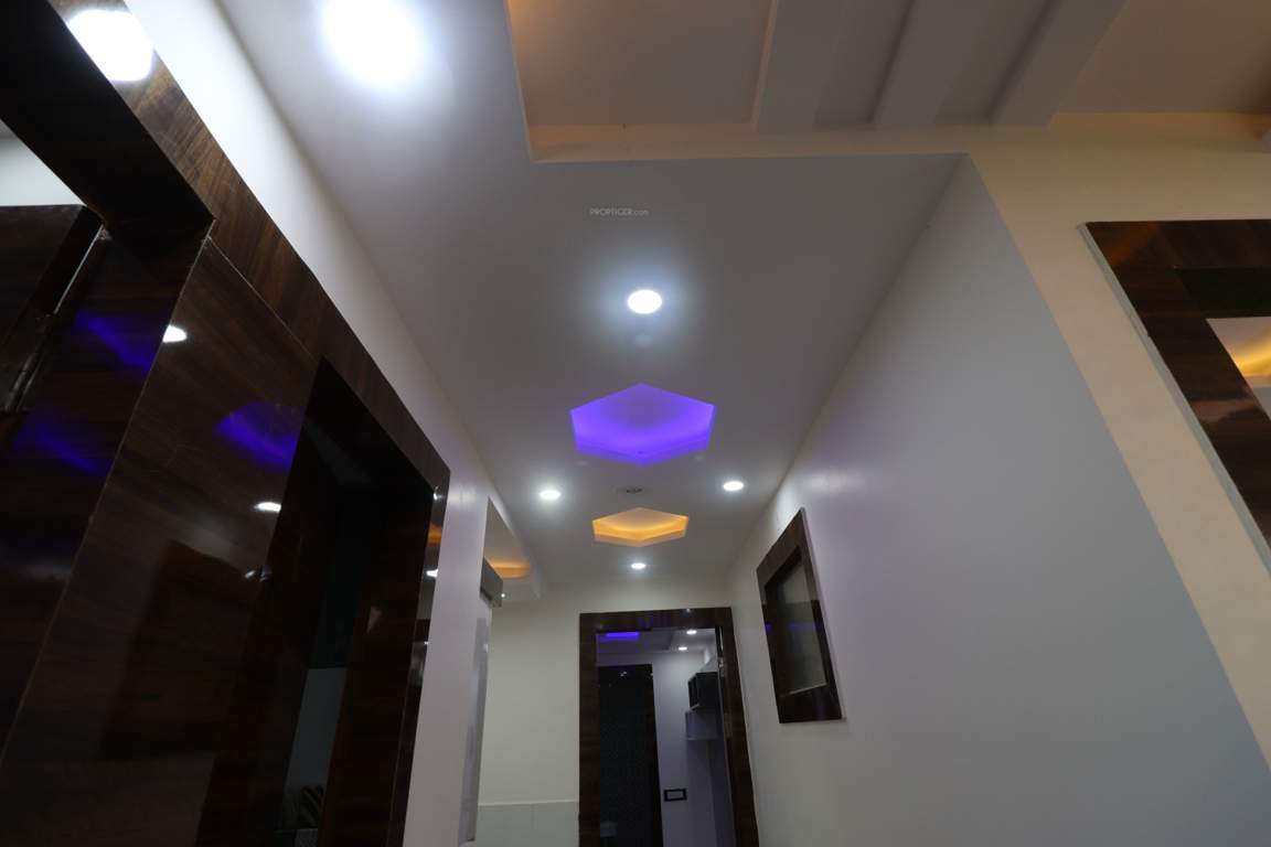  the residence Living Area