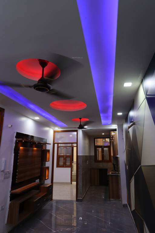  the arcade  Living Area