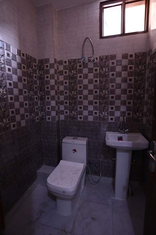  the aashrayam Bathroom