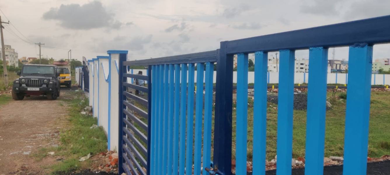  park enclave Gated Community