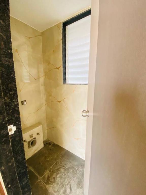  bhaveshwar feather Bathroom