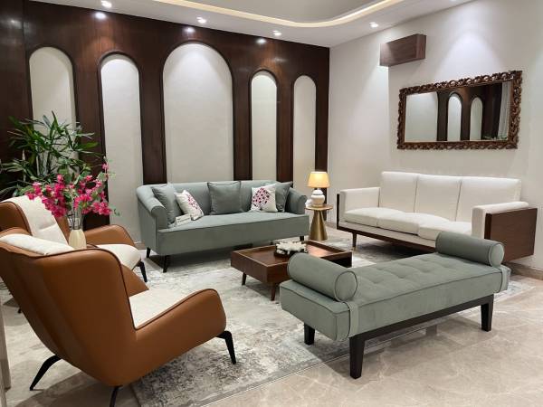  luxuary-builder-floor-47 Living Area
