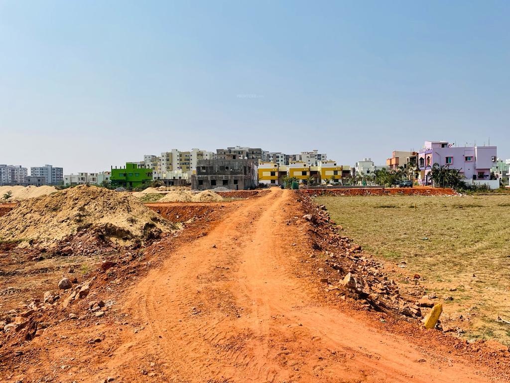 aditi nagar Plot
