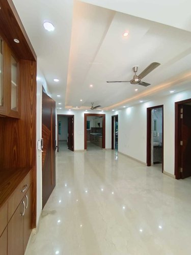  luxury-builderfloor-dlf-phase-4-8112 Living Area