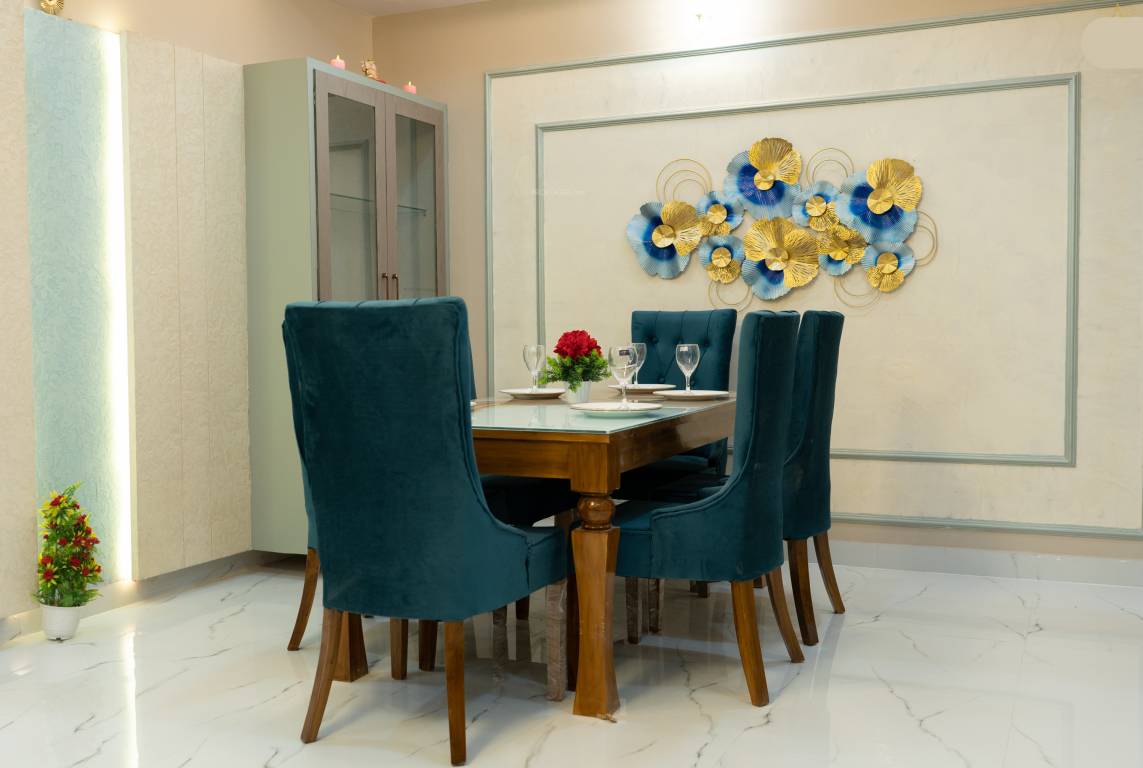  city empire Dining Area