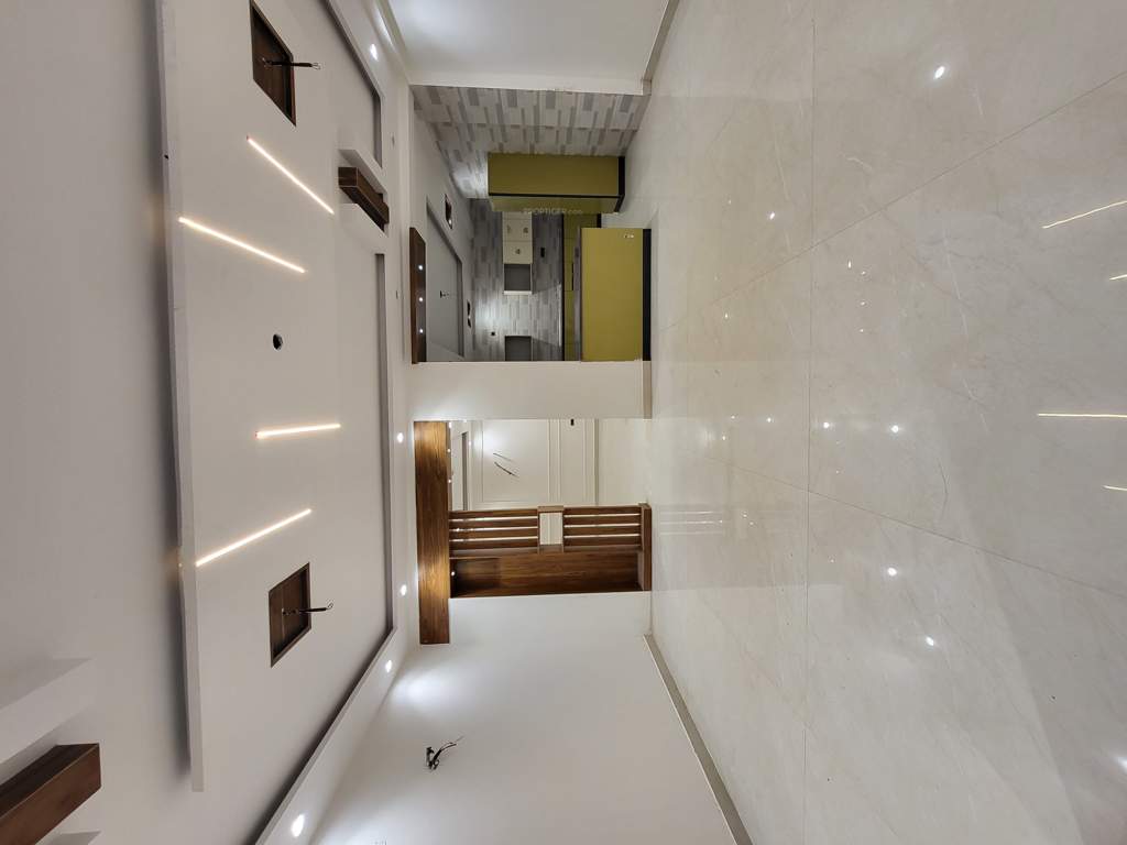  high end 460sq yd Living Area