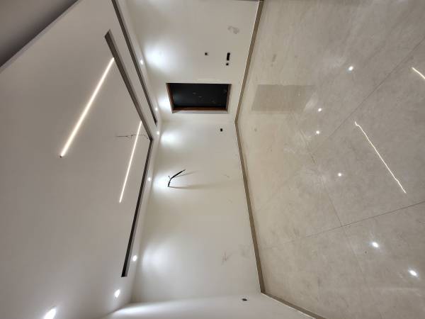  high-end-460sq-yd Lobby