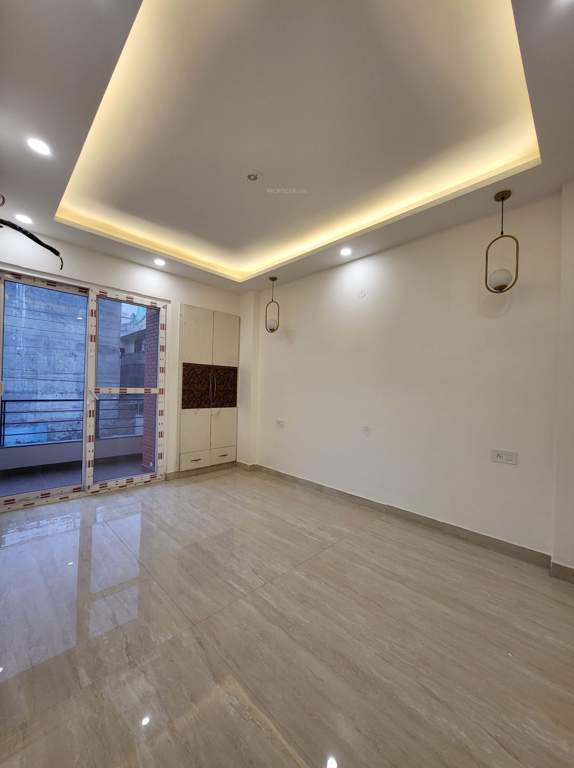  high end 250 sq yd Living Area