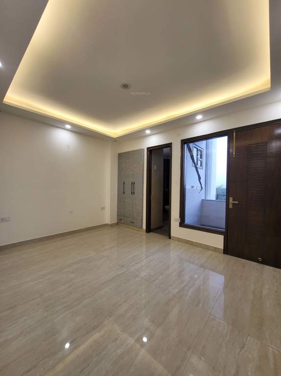  high end 250 sq yd Living Area