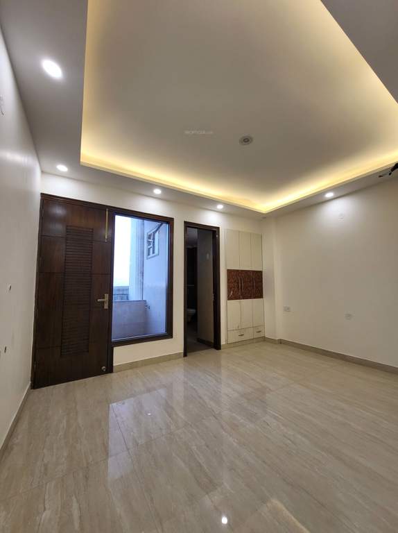  high end 250 sq yd Living Area