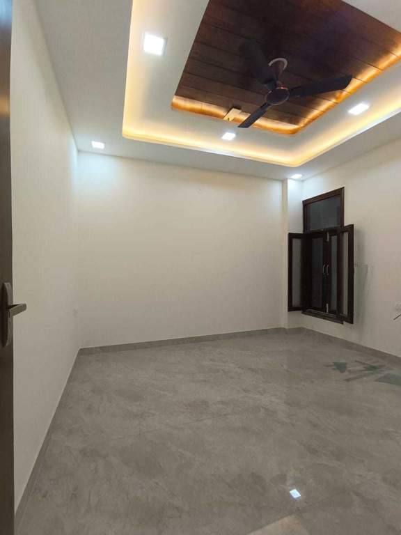 high end 280 sq yd Living Area