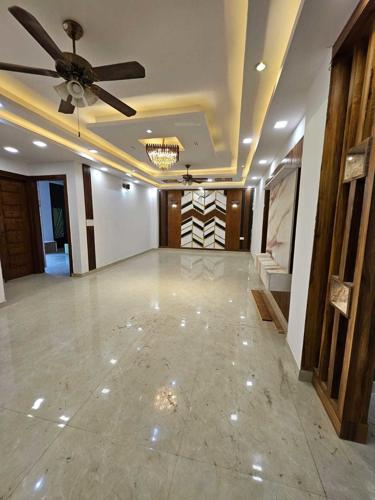 Living Area high-end-350-sq-yd Living Area