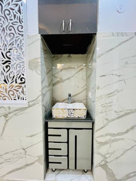 Kitchen flora-home Kitchen