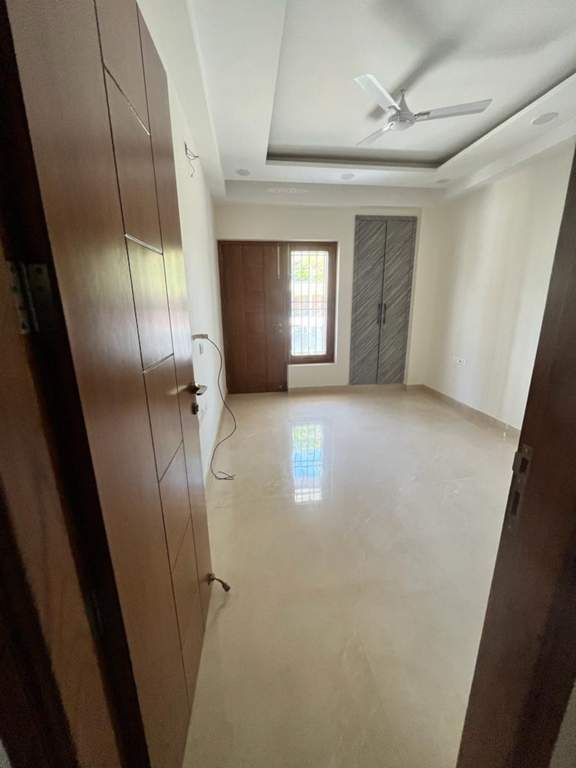  ultra luxury builder floor Living Area