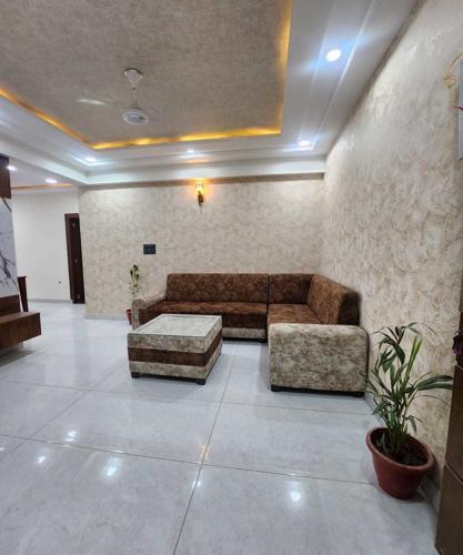  pashrvnath-4 Living Area