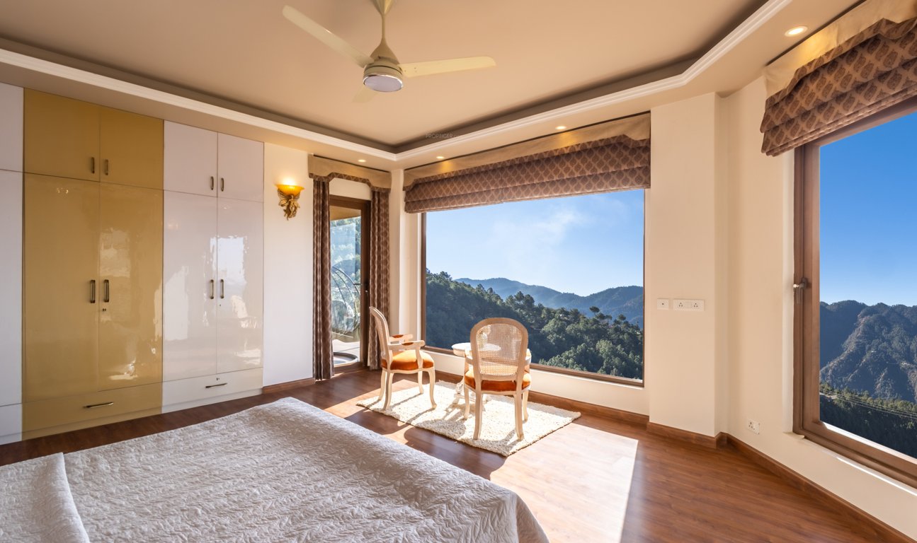  auramah valley shimla Bedroom