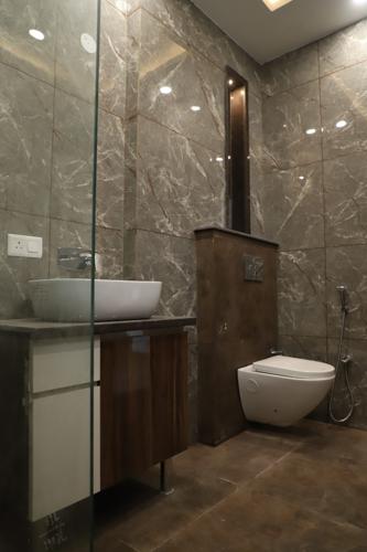 Bathroom builders-ultra-luxury-floor Bathroom