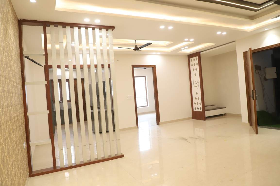  builders ultra luxury floor Living Area