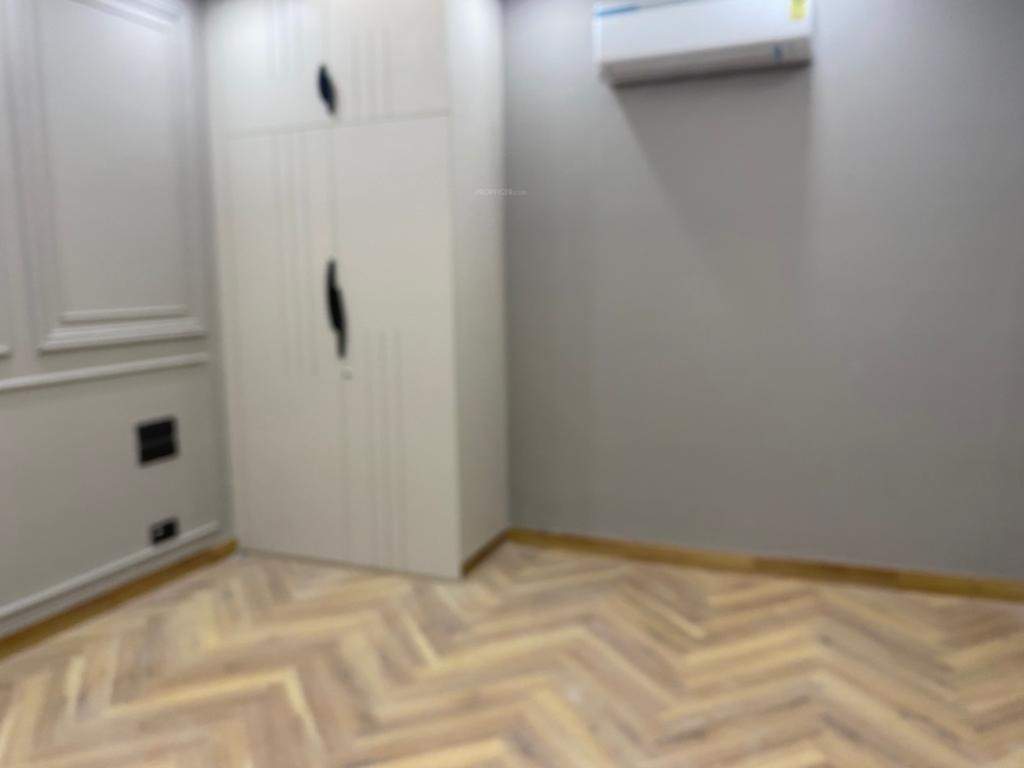  bargainers ultra luxury floors Bedroom