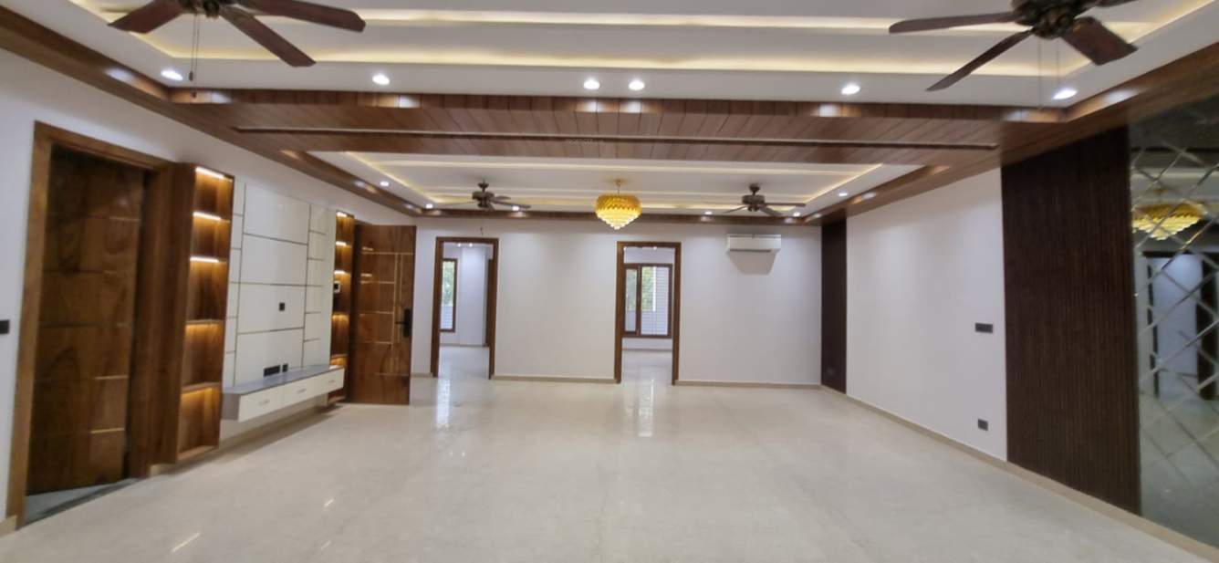  homes luxury floor Living Area