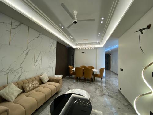  homes-luxurious-floor Living Area