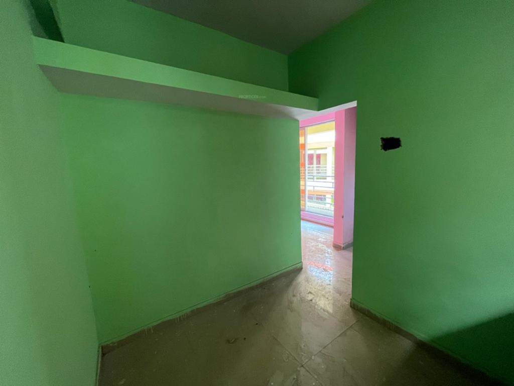  life complex Living Area