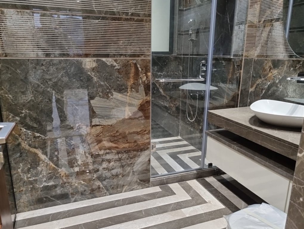  greenwood luxurious floor Bathroom