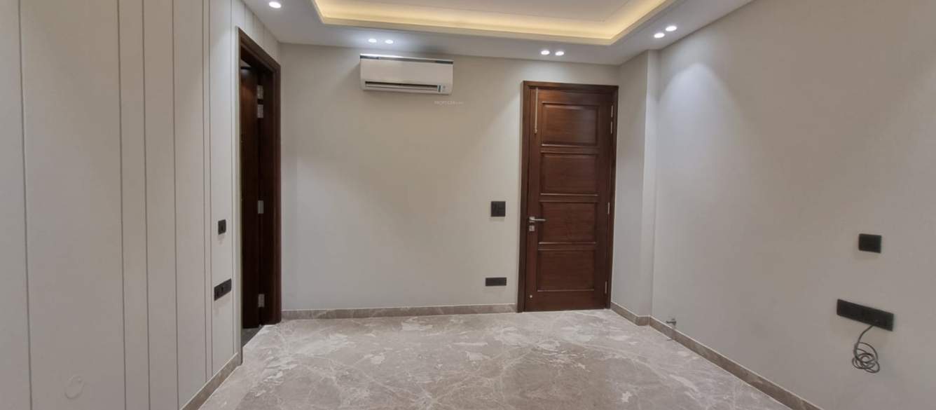  greenwood luxurious floor Living Area