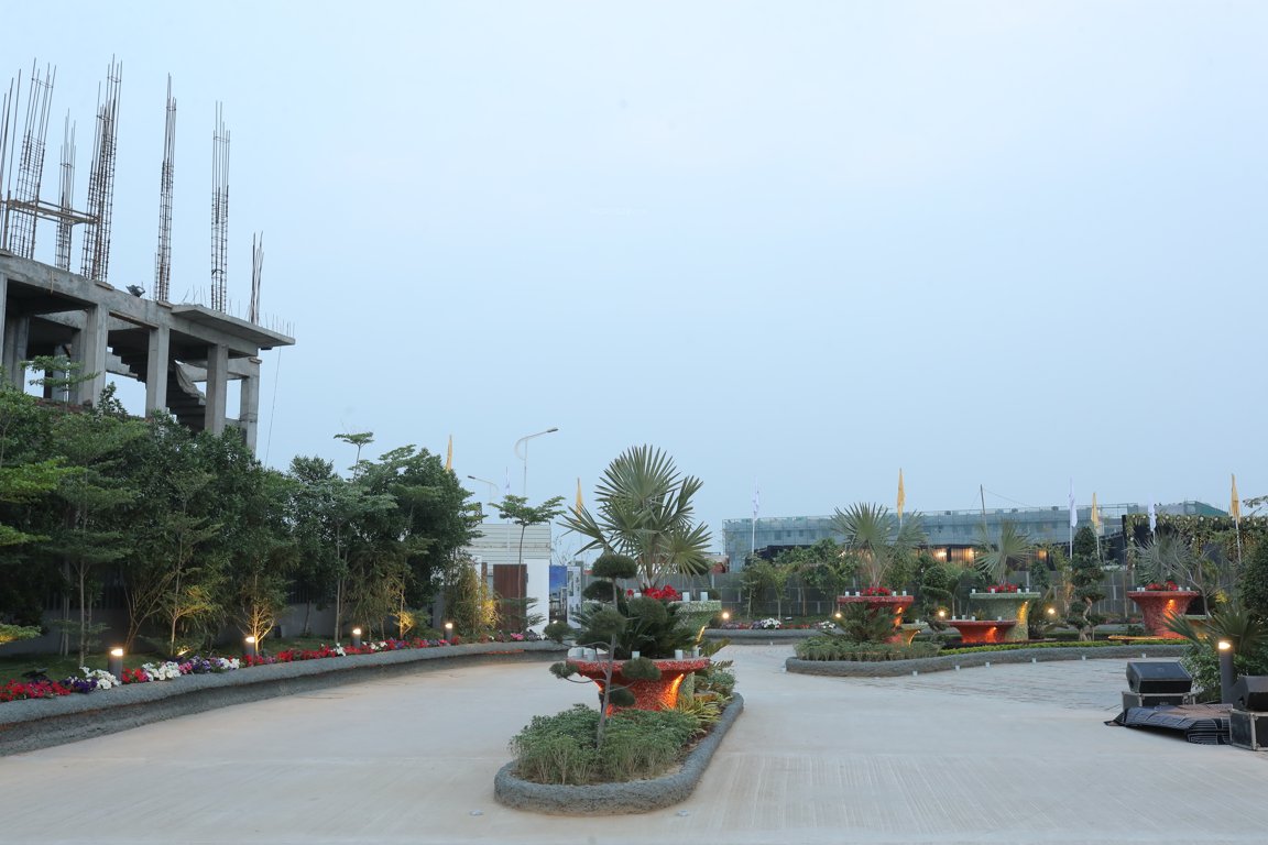 city phase 7 the golden estate Plot