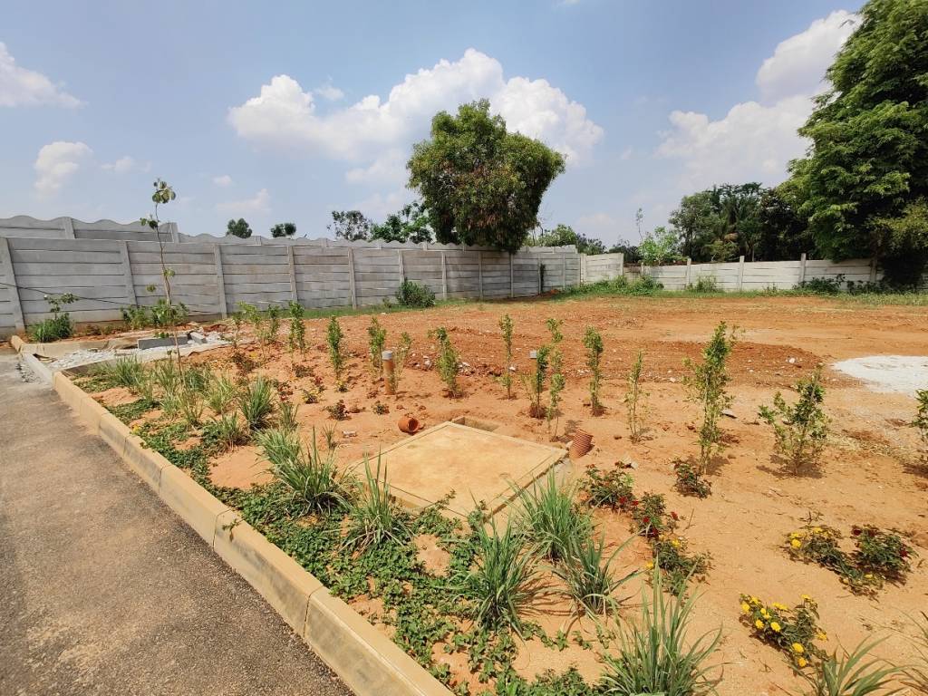  earthsong by manyata phase 4b Plot