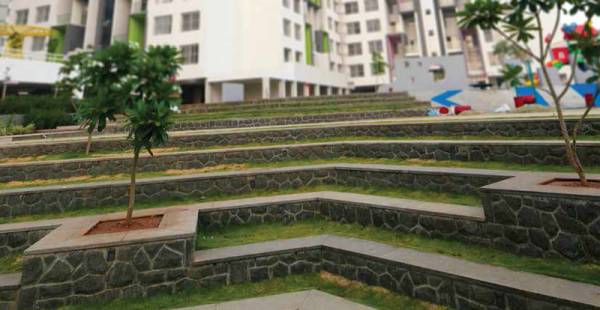  tinsel-town-2 Others