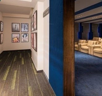  the-icon-79 Mini Theatre