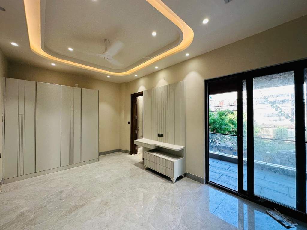  property finder Living Area