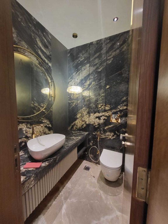  ultra luxury homes Bathroom