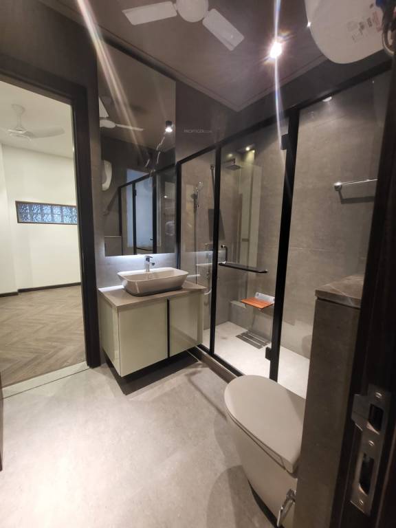  ultra luxury homes 2 Bathroom