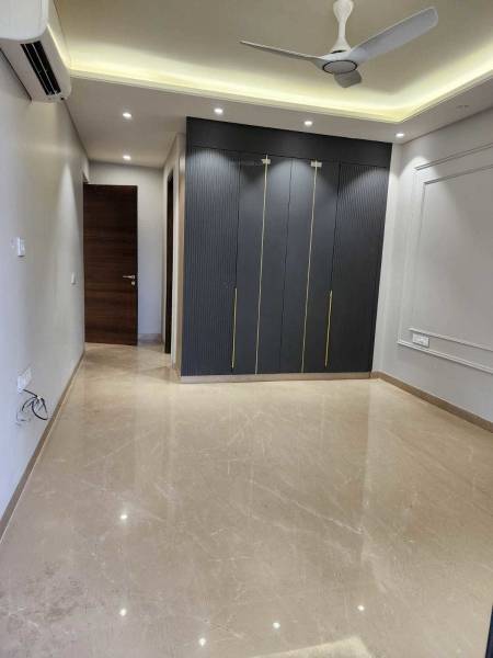  door-luxury-builder-floor-4 Balcony