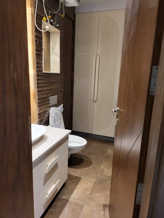  ultra luxury homes 3 Bathroom