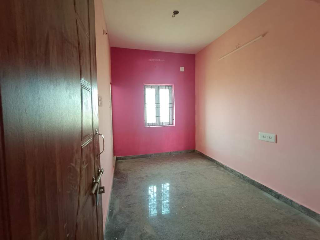  veppampattu luxary villa Living Area