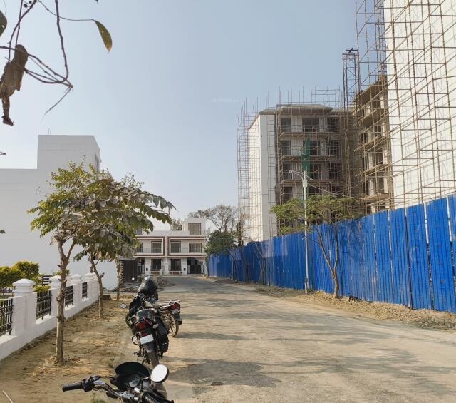 Omega Sun City Apartments