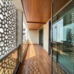  luxurious-mansion Balcony