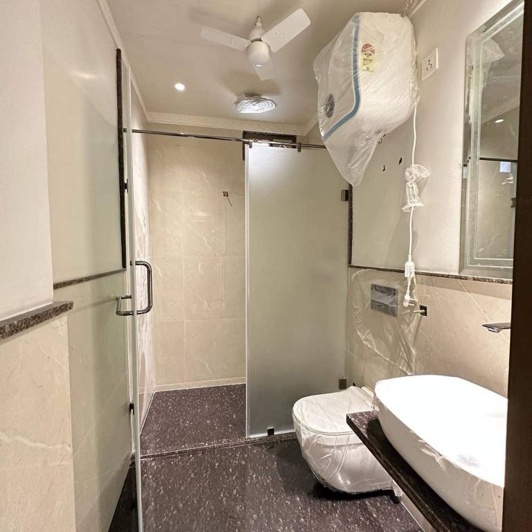  luxurious mansion Bathroom