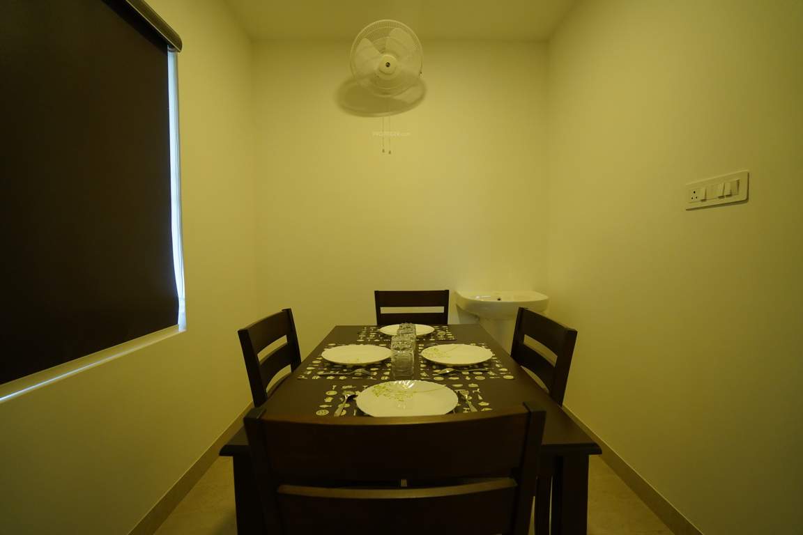  nest valley Dining Area