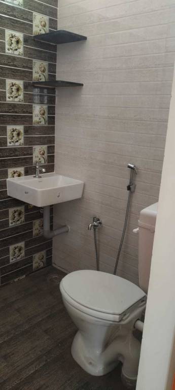  fairland township Bathroom