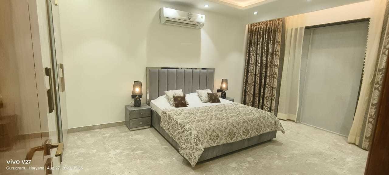  luxury floors 22 Bedroom