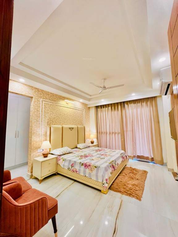  luxury builder floors 16 Bedroom