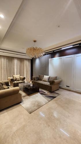  luxury-builder-floors-19 Living Area