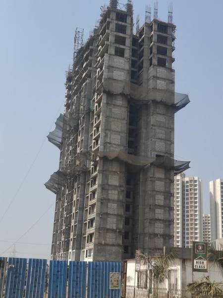 constructionStatus of Kini Pinnacle