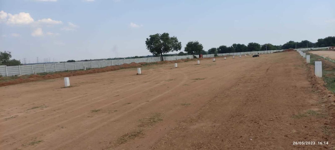  suvarna sahasra Plot