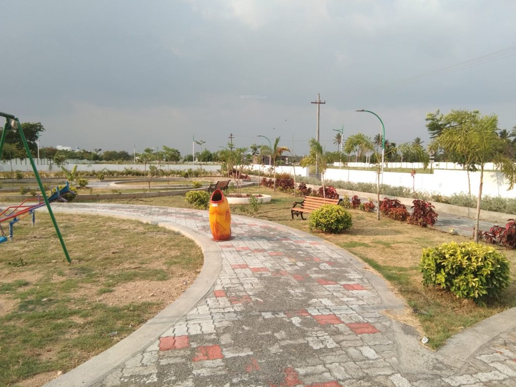  emerald city phase 3 Others